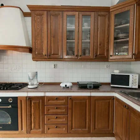 Nives Apartman Lovran