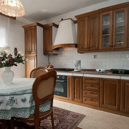 Apartment Nives *