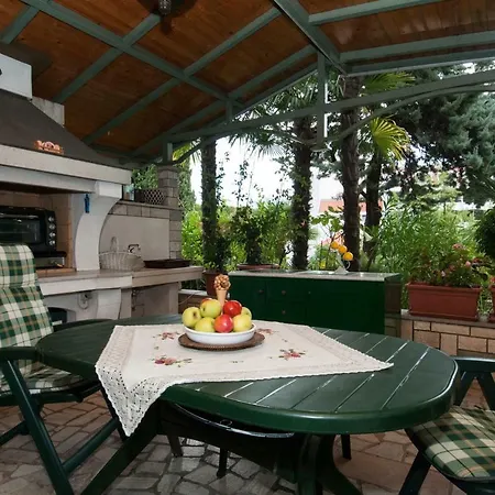 Apartment Nives Lovran